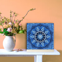 Tischuhr 30cmx30cm inkl. Alu-Ständer -modernes Design Motiv blaue Kiesel  geräuschloses Quarzuhrwerk -Wanduhr-Standuhr TU3867 DIXTIME